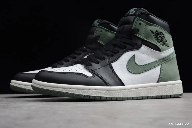 MaikeSneakers 555088-135 Air Retro Jordan Clay High OG Green 1 0725